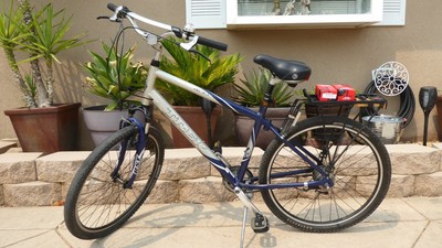 trek navigator 300 cost